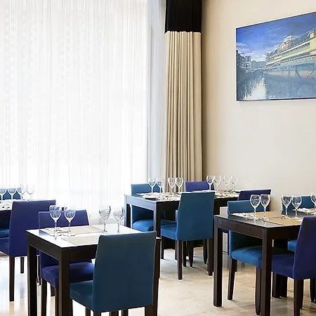 Отель Nh Deusto