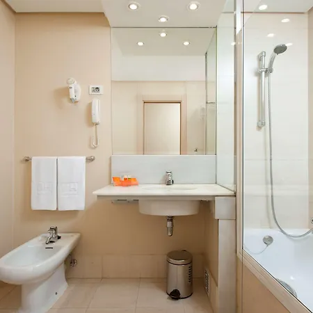 Hotel Nh Deusto