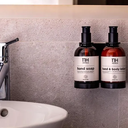 ホテル Nh デウスト