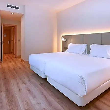 Nh Deusto 3* Більбао