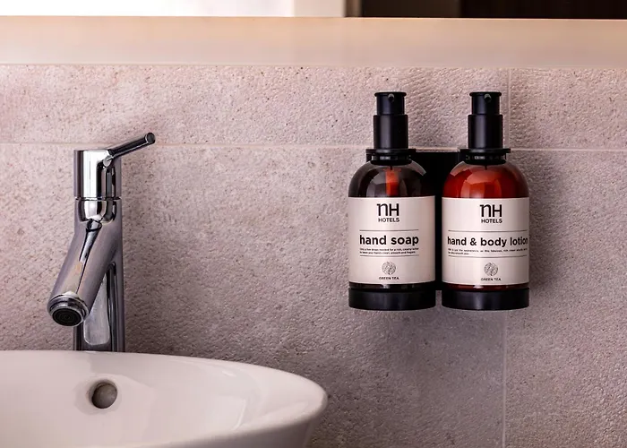 ホテル Nh デウスト