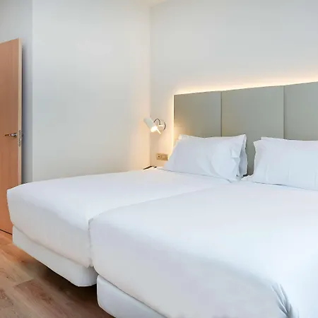 Готель Nh Deusto 3*