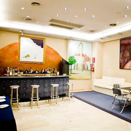 Nh Deusto מלון 3*