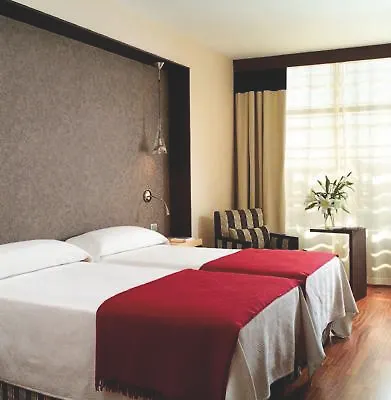 Nh Deusto בילבאו